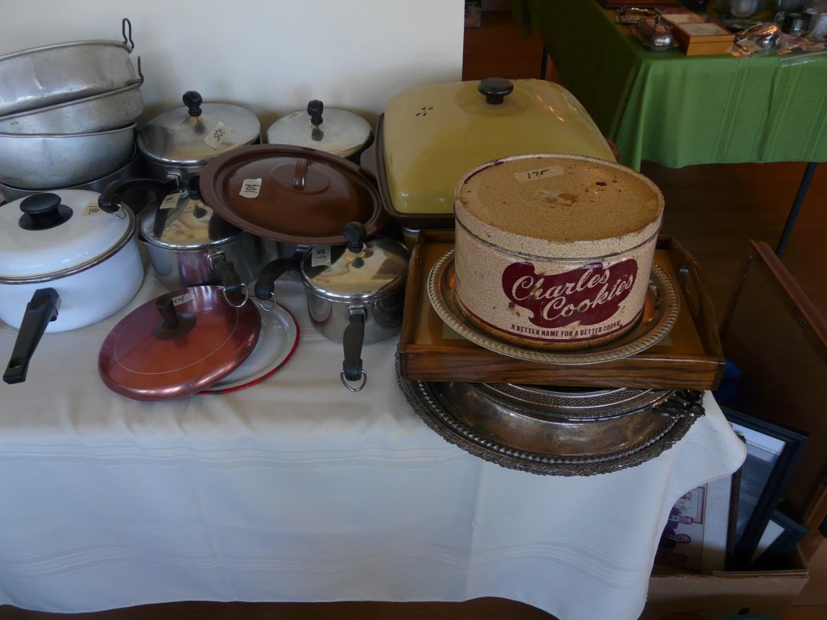 Twins Estate & Tag Sales Massive Sale starts on 11/3/2023