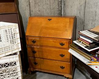 one of several small slant fronts, great for apt's and small rentals as they double as chest and desk.