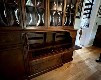 Hutch for home office. hidden desk and bookcase