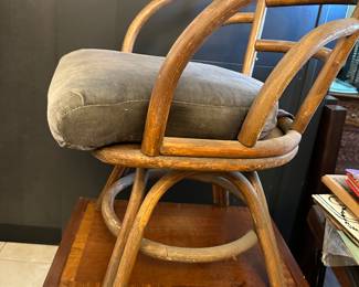 Vintage Jordan Wood swivel rattan chairs. Set of 4. Matching Rattan table available. Whole set was $800. Letting go…