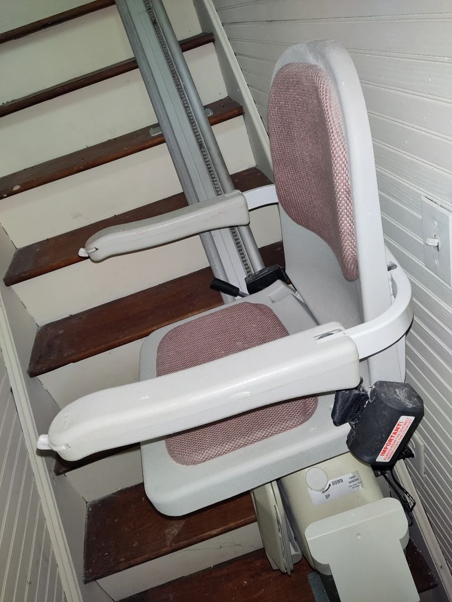 Sunset Hills Estate in Greensboro, NC starts on 10/21/2023