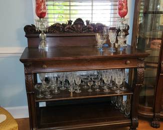 DINING ROOM SET IS "BEST OFFER" WHICH MUST BE ACCEPTED BY THE FAMILY
matching antique 3 piece solid oak dining set