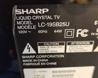 Sharp LC-19SB25U 19" 720p HD LCD Television, no remote