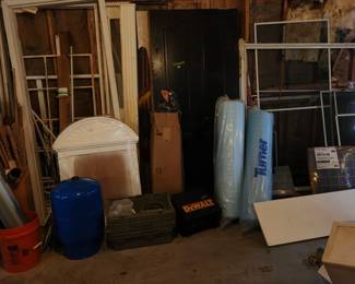 remaining garage items. Ask cashier inside house for garage key