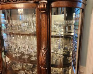 DINING ROOM SET IS "BEST OFFER" WHICH MUST BE ACCEPTED BY THE FAMILY
matching antique 3 piece solid oak dining set