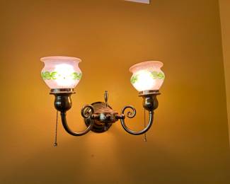 Other set of Loetz shades: with or without brass