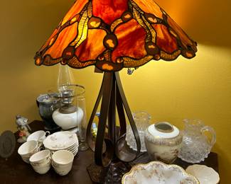 DISHES & LEADED GLASS LAMP