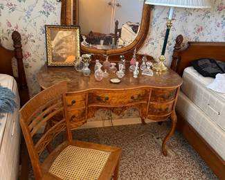 Matching dressing Table.  Finish is much better than this picture shows