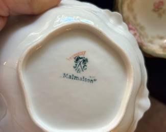 jXc  Malmaison china