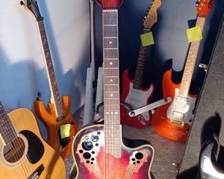 Ovation Celebrity - Acoustic Guitar