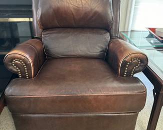 LEATHER CHAIR