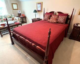 Queen Bed - Headboard and Footboard 