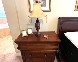 Pair of Night Stands - Lamps - Framed Prints 