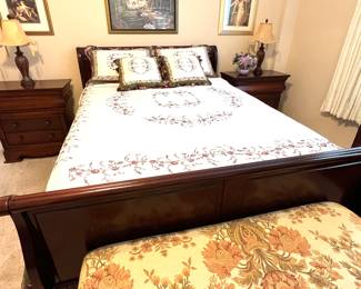 Queen Headboard and Footboard 