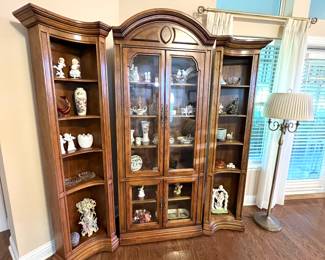 3 Piece Lighted Cabinet 