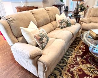 Reclining Sofa 