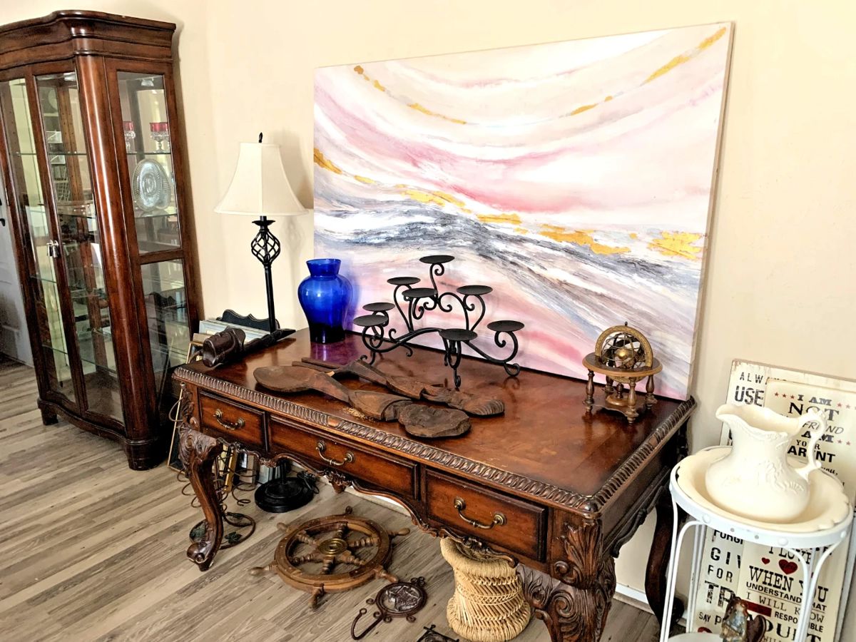 DENTON Furniture, Antiques, Knickknacks,... starts on 10/20/2023