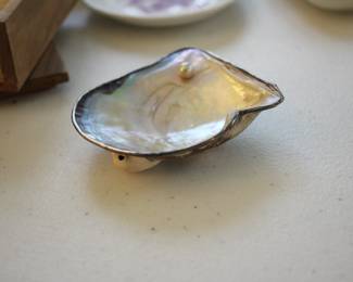 Oyster shell trinket dish