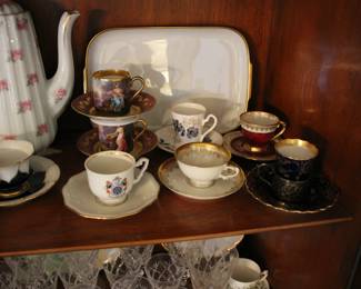 More demitasse cups & saucers