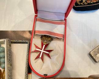 Medal - Honor Services to the Republic of Austria in original box