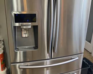 Samsung Refrigerator/ freezer