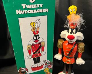 Warner Bros. Studio Store Sylvester & Tweety Nutcracker