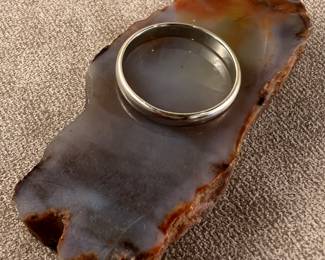 14K gold band on a small geode