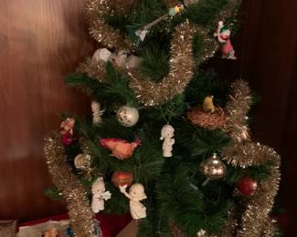 Precious Moments Christmas tree