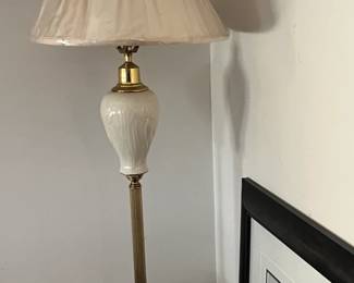 floor lamp