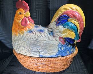Rooster lidded dish