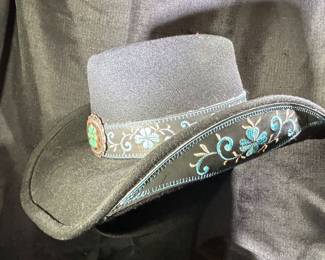 Black embroidered western hat