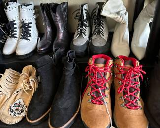We have a wide variety of boot styles, sizes 8-9