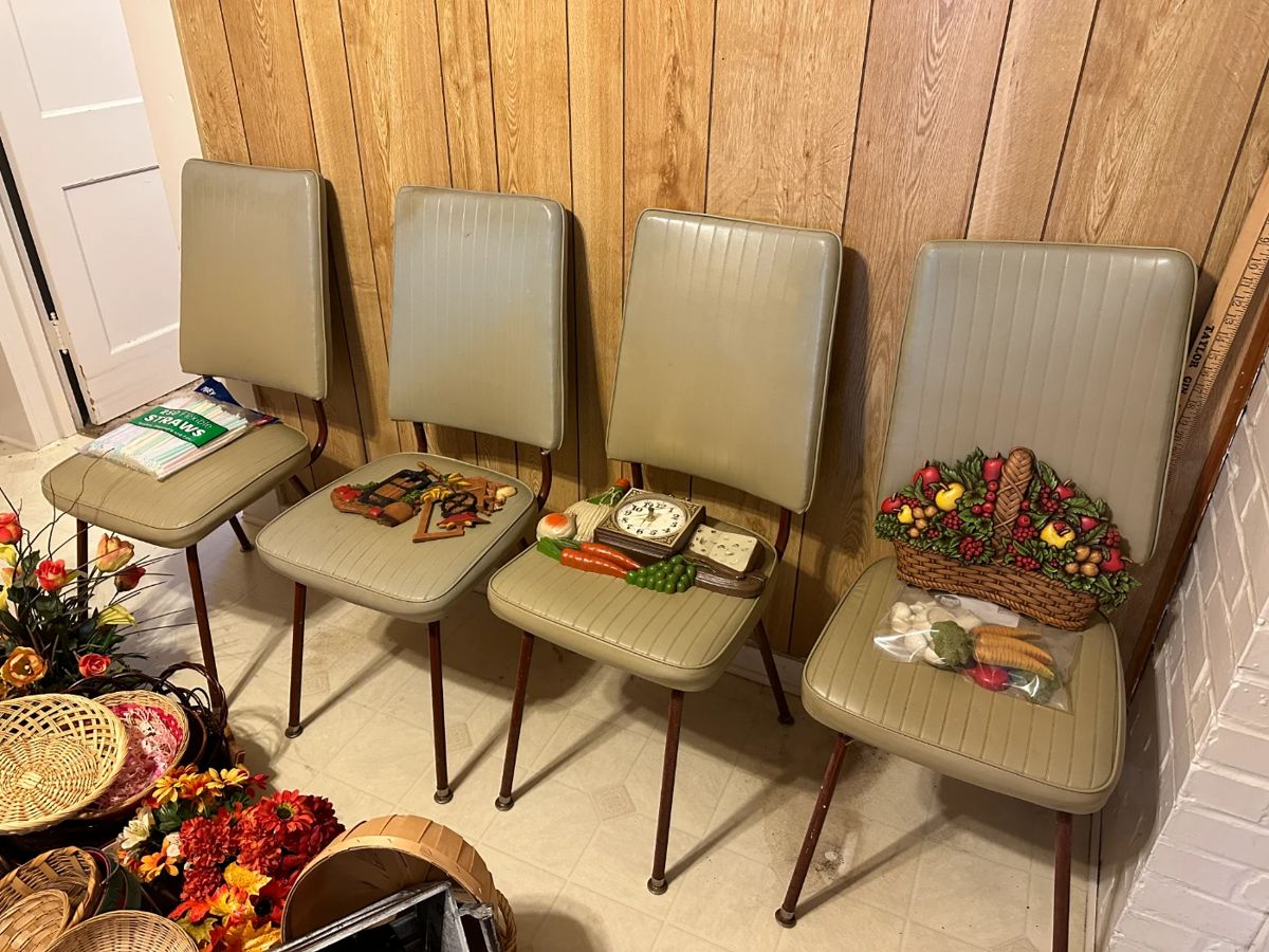 Etheredge Estate Sale Doerun, Ga. starts on 11/3/2023