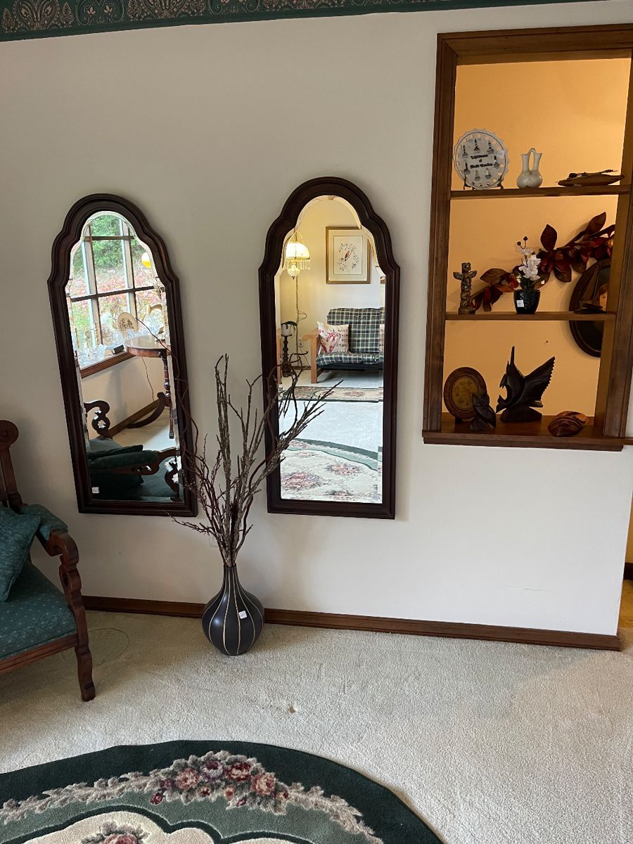 Living Estate Sale by The Junque Ladies starts on 10/26/2023