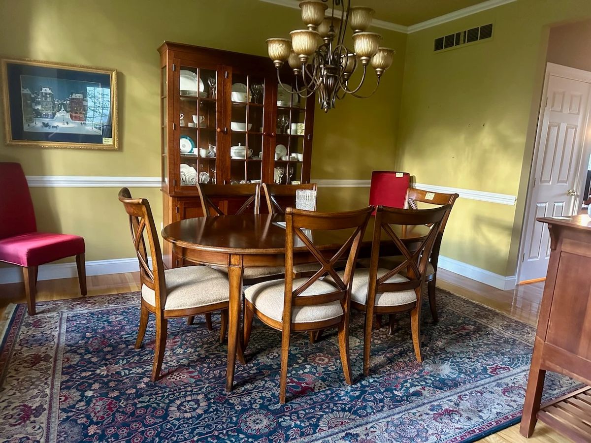 Hopewell Junction, NY Contents of a Golf... starts on 10/20/2023