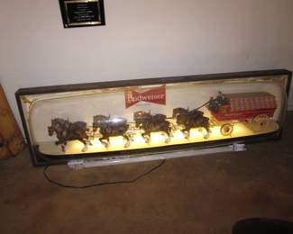 Got the BUDWEISER Sign Working (Changed the Neon Bulb) 