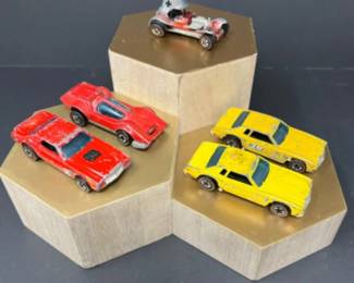 5 Vintage Hot Wheels REDLINE - Red Baron - Bugeye & More