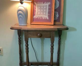 Antique Wood Entry Table - Doily Art - Post Modern White Lamp