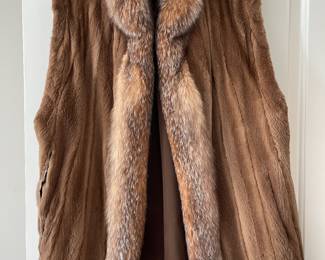 FUR VEST