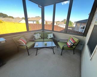 Outdoor Dinning Set $60