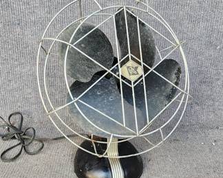 Antique R& M Robbins and Myers Art Deco Oscillating Fan
