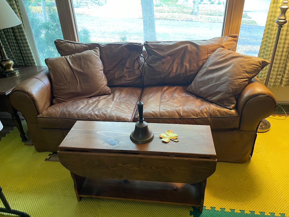 SNYDER ESTATE SALE in Rochester, MN starts on 10/21/2023