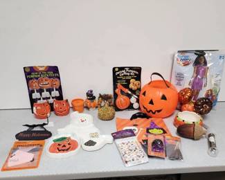 Fall Halloween Items 