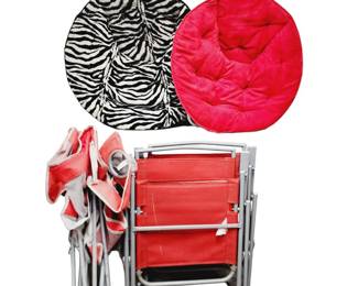 Round Chairs 3 More Chairs Too