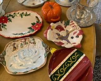 HOLIDAY PLATES