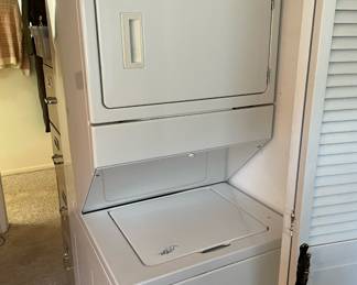 Kenmore Washer/Dryer Unit