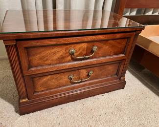 Double Drawer/Glass Top Mahogany Night Stand