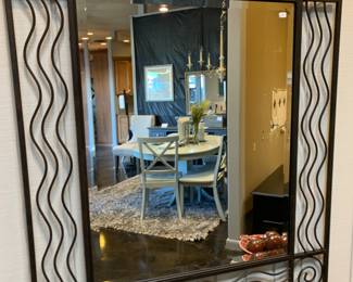 See yourself in this mirror!