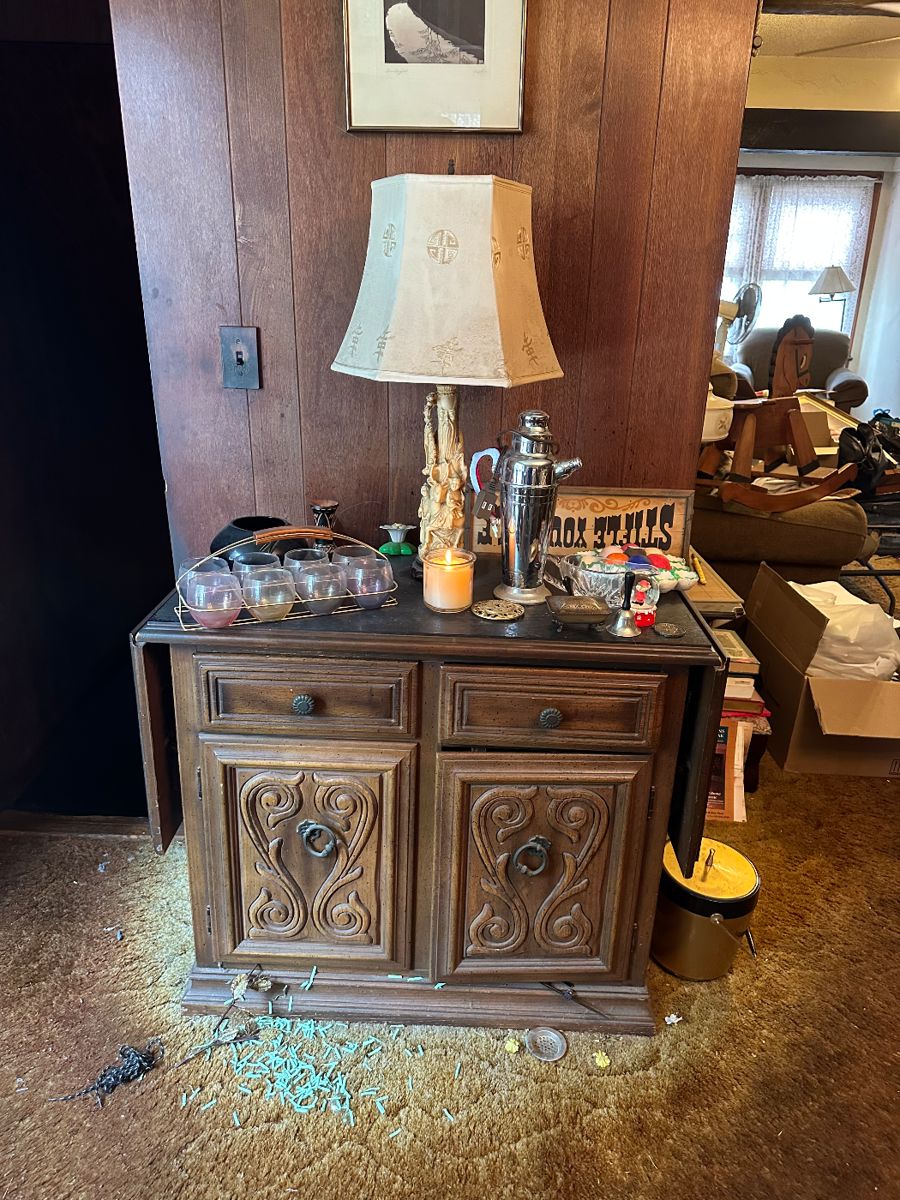 Town & Country Estate Sales in Bergenfield, NJ starts on 10/19/2023