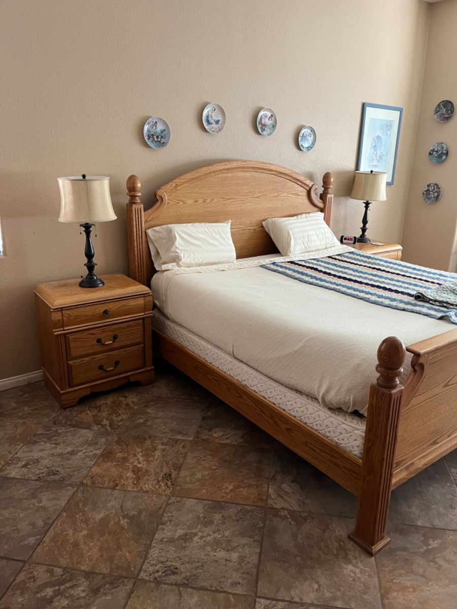 DATE CHANGE Crystal Glen Estatesale starts on 11/10/2023